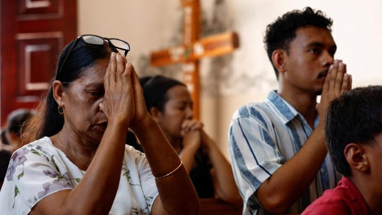 Igreja Católica volta a crescer ao redor do mundo, mas enfrenta escassez de padres