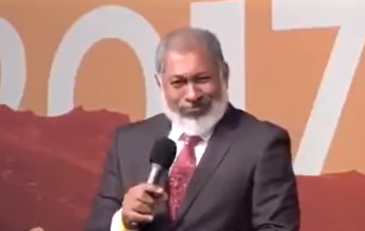 Pastor presbiteriano viraliza ao contar como foi impactado em culto pentecostal