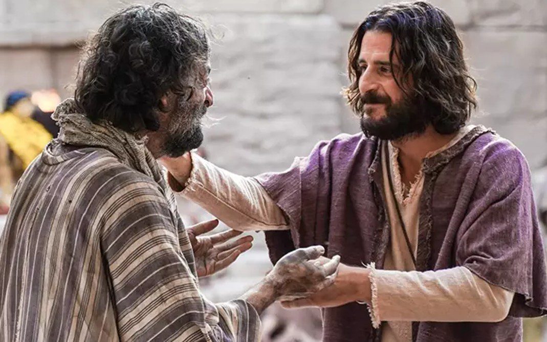 Criador de ‘The Chosen’ rebate críticas contra cena polêmica que envolve Jesus e Judas